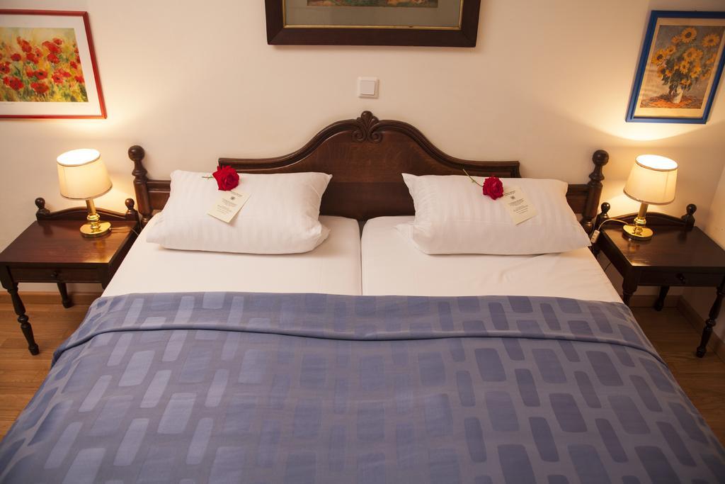 Hotel Burg Boetzelaer Kalkar Zimmer foto